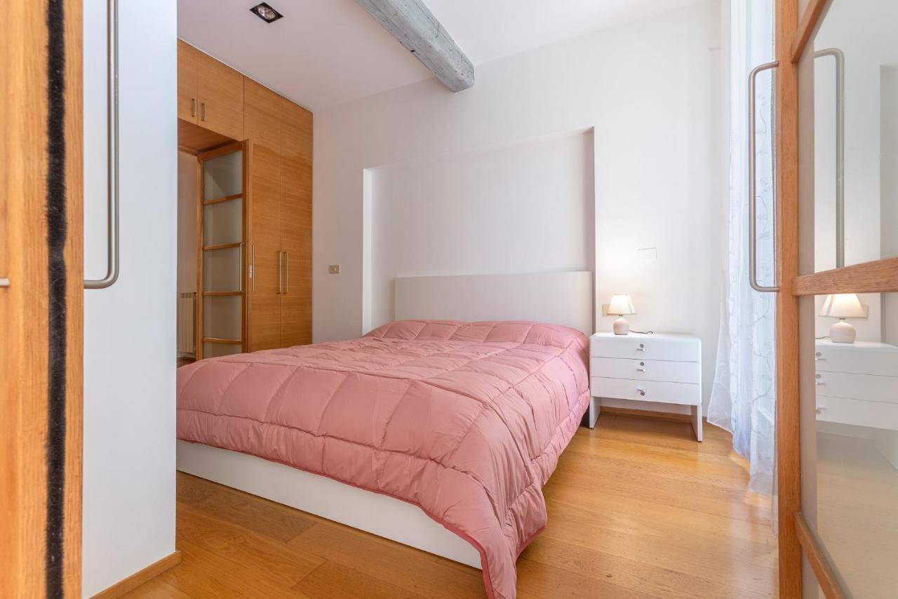 Pleasant Central Apartment With Garden Bologna Eksteriør billede